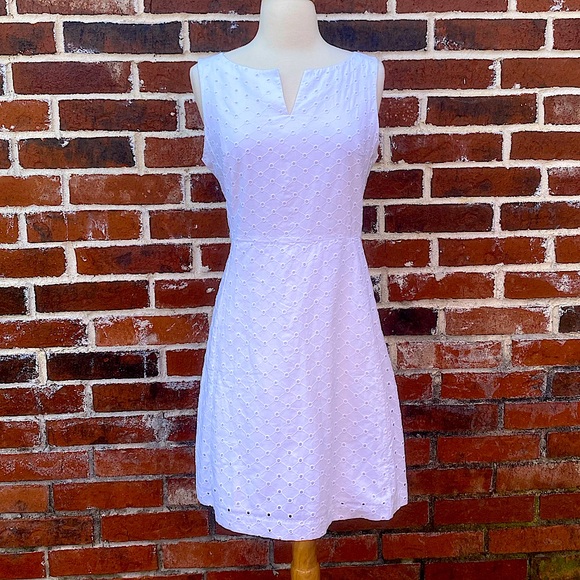 GAP Dresses & Skirts - 4for $20  GAP NWT size 2 white sleeveless dress
